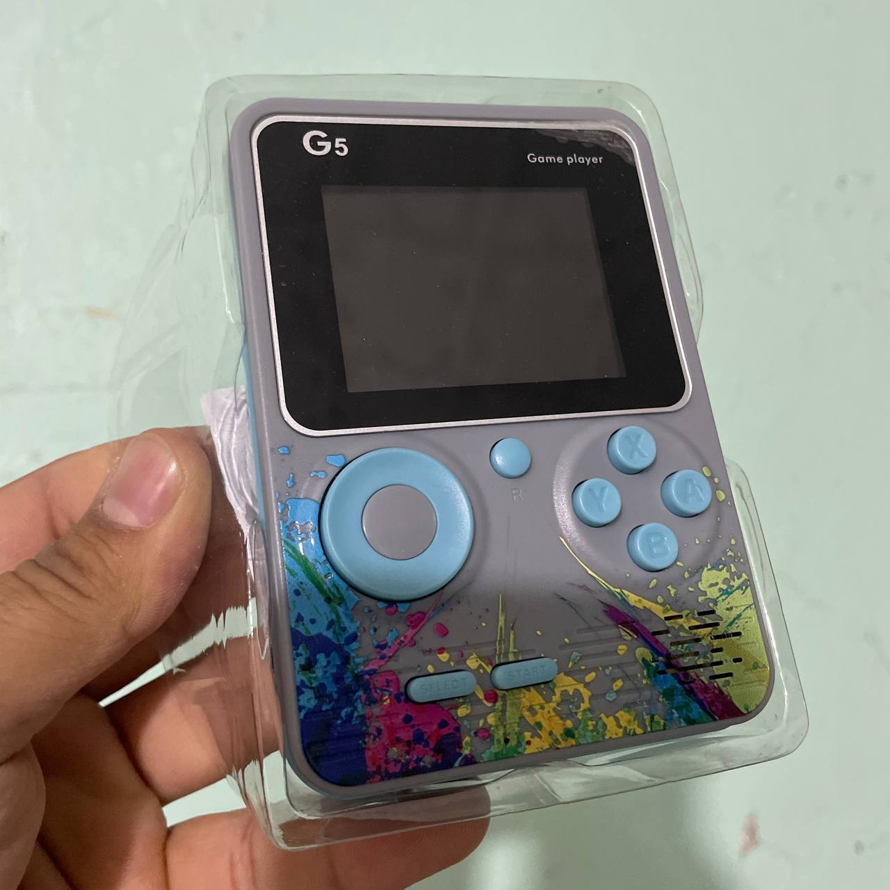 لعبة الكترونية بها 500 لعبة